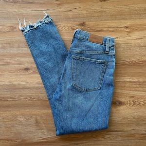 Madewell high rise slim boyjean medium wash ripped hem